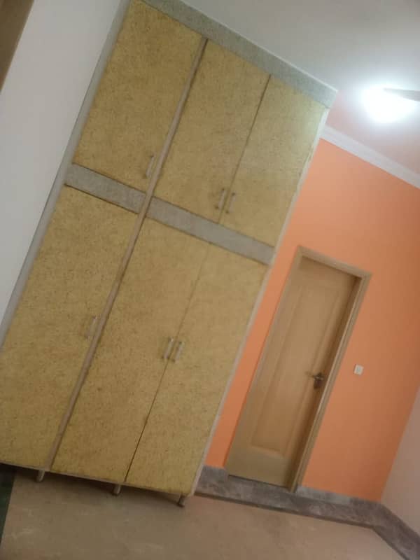 8 Marla Upper Portion Available For Rent In Umar Block, Bahria Town Lahore. 2