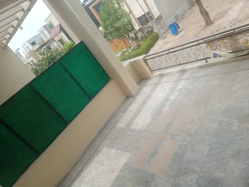 8 Marla Upper Portion Available For Rent In Umar Block, Bahria Town Lahore. 3