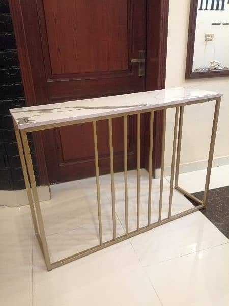 CONSOLE TABLE 1