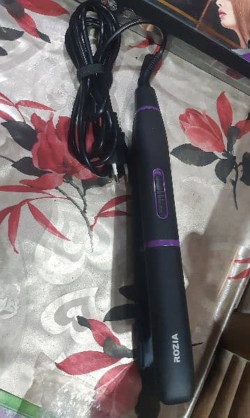 ROZIA hair straightener 0