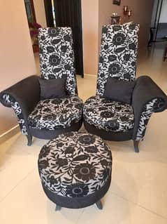 Sofa chairs with puffy