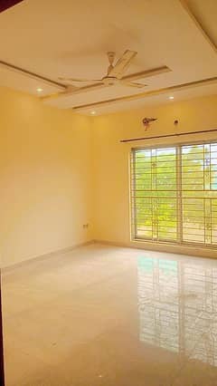 1 KANAL PORTION FOR RENT IN PARAGON CITY LAHORE