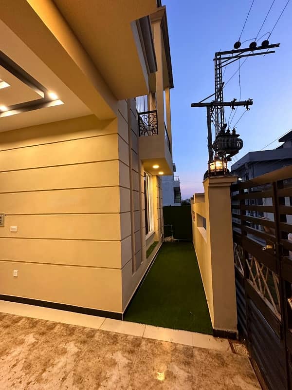 5 Marla Double Storey House For Sale 34