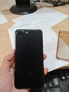 IPHONE 7 PLUS PTA APPROVED 32 GB- (03061604686)