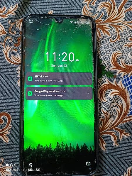 Note 12 G88 With Box and Charger cracked from one Side But Touch Work 1