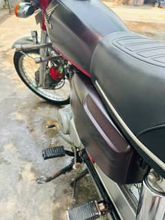 Honda CG125 2021 model condition 10/10 urgent sale