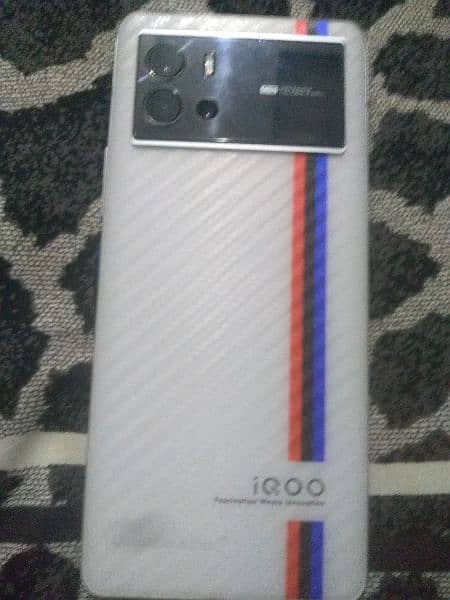 vivo iqoo 9 Chinese special BMW edition 0