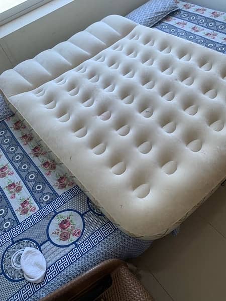 air mattress 0