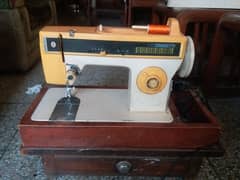Singer zig zag sewing silai Machine for sale