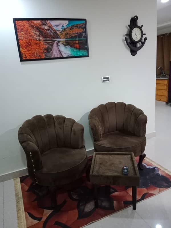 E-11 Two Bedrooms Unfurnished Apartment For Sale 6