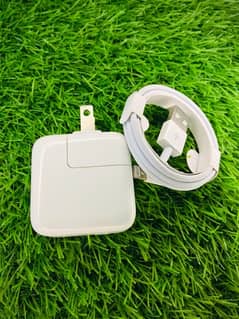 iphone fast charger/ apple fast charger/ iphone 7,8,se,x,11,12 charger