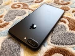 just like new iphone 7plus matt black 128GB