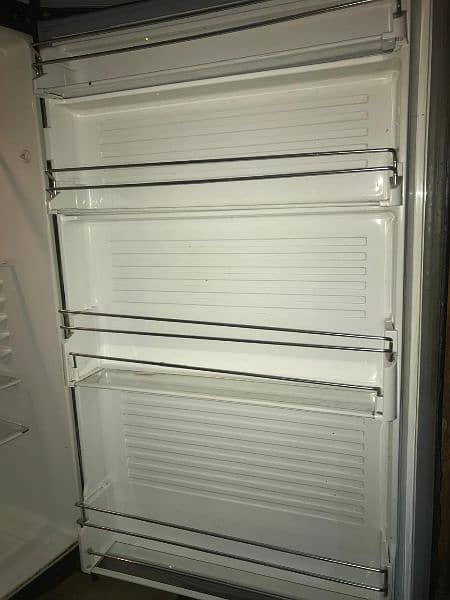 Dawlance full size refrigerator in good condition 7