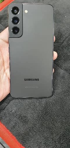 Samsung S22 8gb 256gb Non pta 2 month sim time