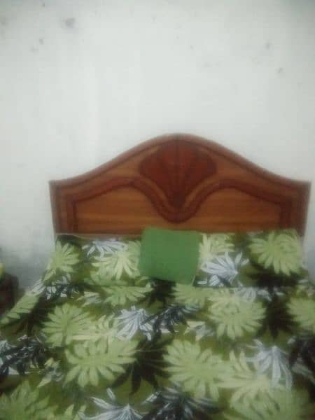 1 Double Bed With Dressing Table 1