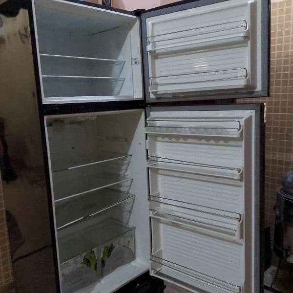 Dawlance fridge for sale 2