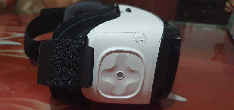 SAMSUNG GEAR VR. 1