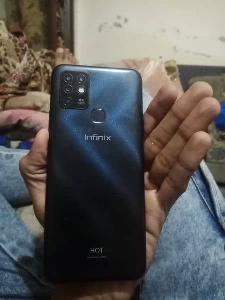 Infinix hot 10 all ok no open no relairng 3