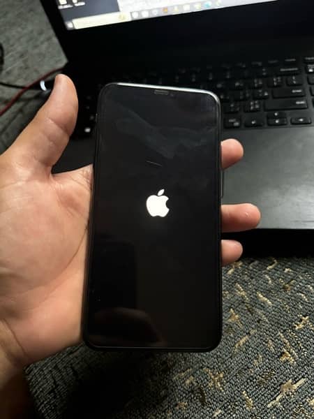 Iphone 11 Pro Max Jv Non pta 256 Gb 5