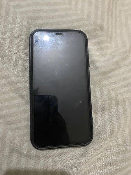 iphone XR 85 health with iphone 13 sheet and cover waterpack 1