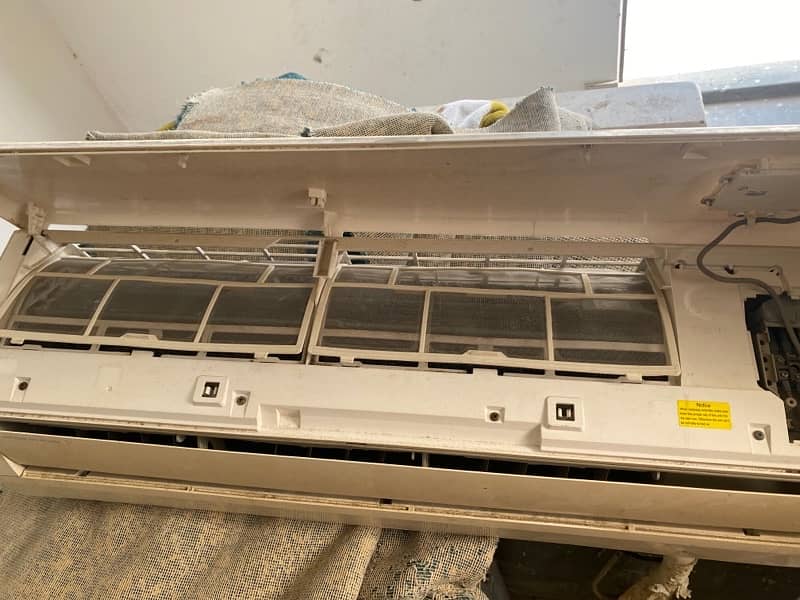 Gree Split Air conditioner 8