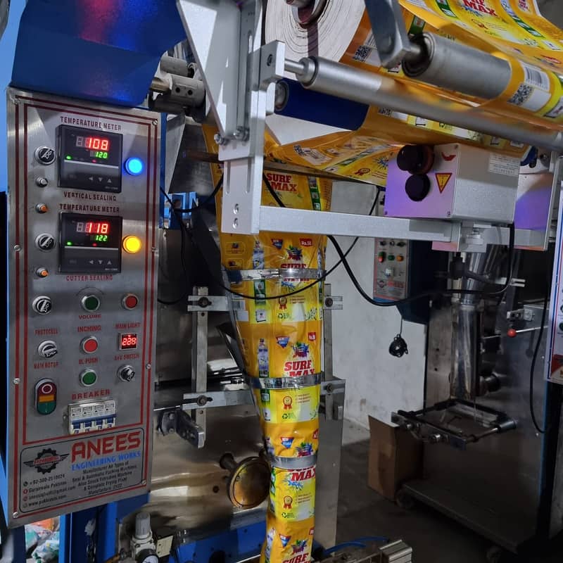 Pushar Packing Machine / Sirf /spices/ Maslajat / Slant nimko machine 1