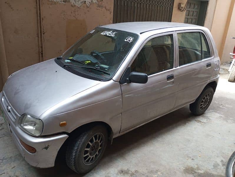 Daihatsu Cuore 2000 5