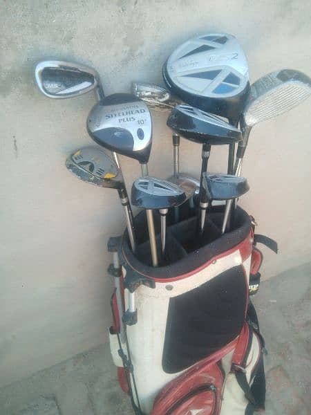 Golf kit with Hand trolly 2