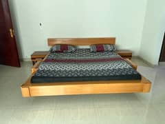 best quality wooden bed