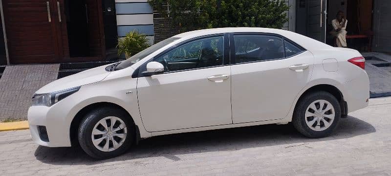 Toyota Corolla XLI 2015 1