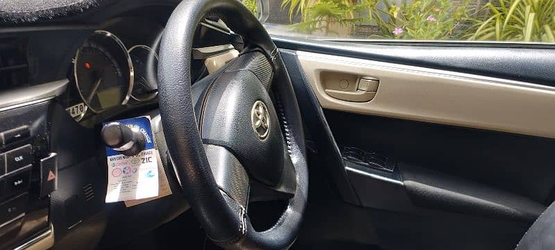 Toyota Corolla XLI 2015 10