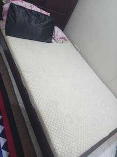 single bed for sale