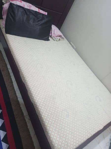 single bed for sale 0