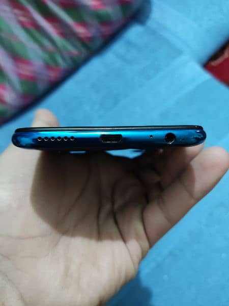 Infinix S5 (4-64gb) 10/10 with Box. 2