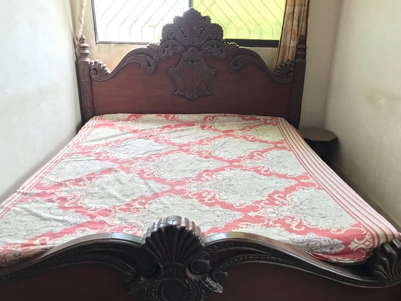 shisham wooden king size bed with mattress 6