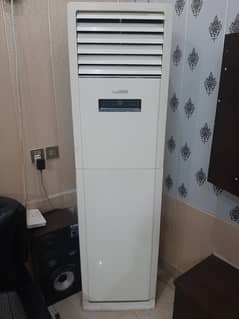 Gree cabinet (chiller)AC in very good condition