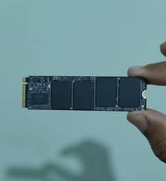 M. 2 NVMe SSD 500GB PCIe Gen 3