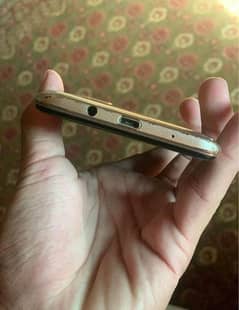 infinix hot 11 play 4 ram. 64 gb