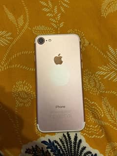 iPhone 7  (128gb) factory unlocked!