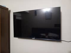Samsung (Malaysian) smart LED 32 inch with voice recognition
