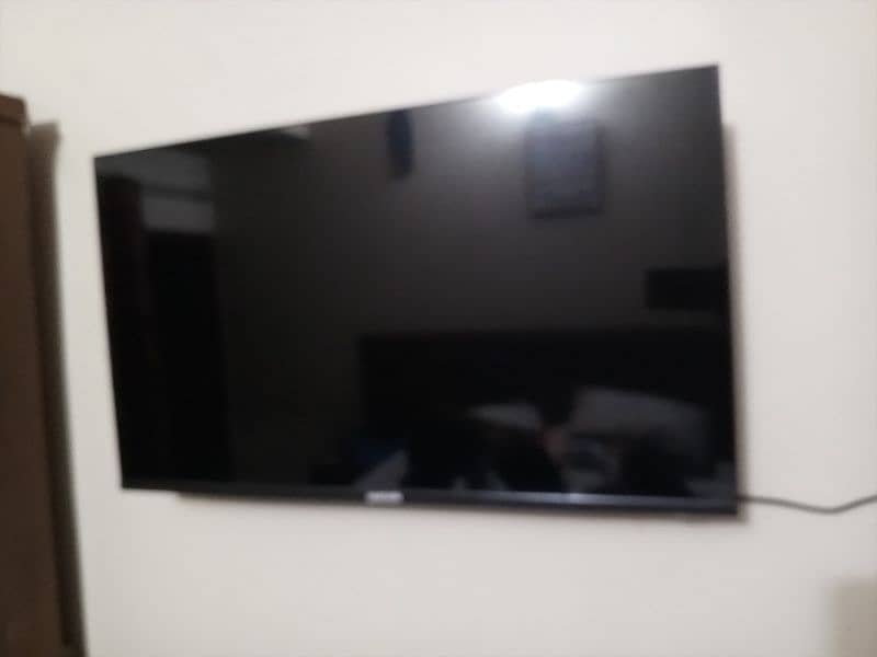 Samsung (Malaysian) smart LED 32 inch with voice recognition 1