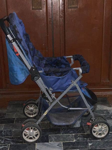 Pram For Urgent Sale 3