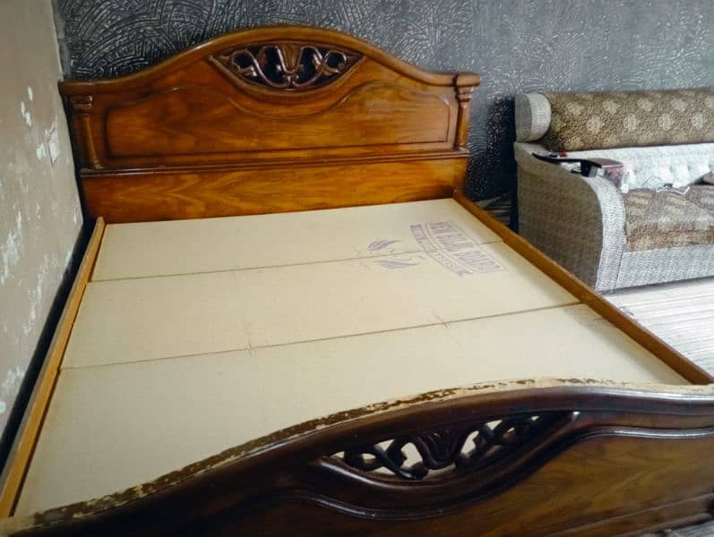 king size bed used shesham wood 3