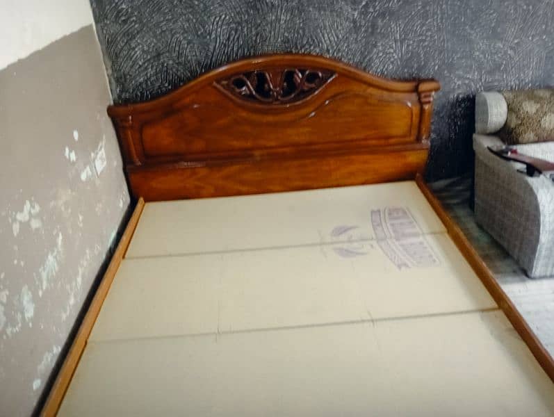 king size bed used shesham wood 9