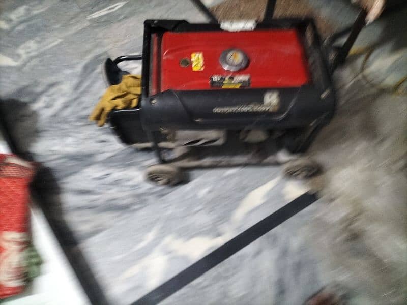 2 kv generator in good condition for sale 10