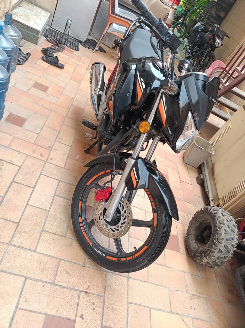 my Honda cb150f is brand new condition low mileage 5