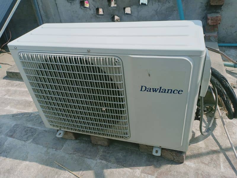 Dowlance 1.5 ton DC inverter 1