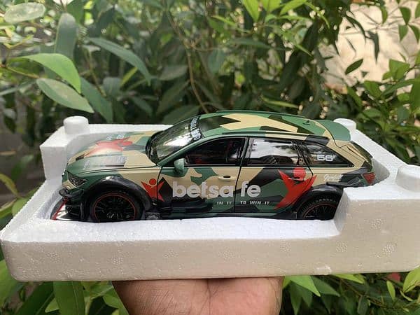 Audi RS6 Modified Vehicles  Model car Alloy Diecast 1