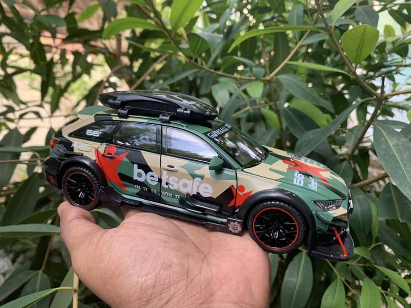 Audi RS6 Modified Vehicles  Model car Alloy Diecast 3