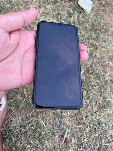 Non pra iphone xs 64 gb condition 10/9 All genuine parts 1